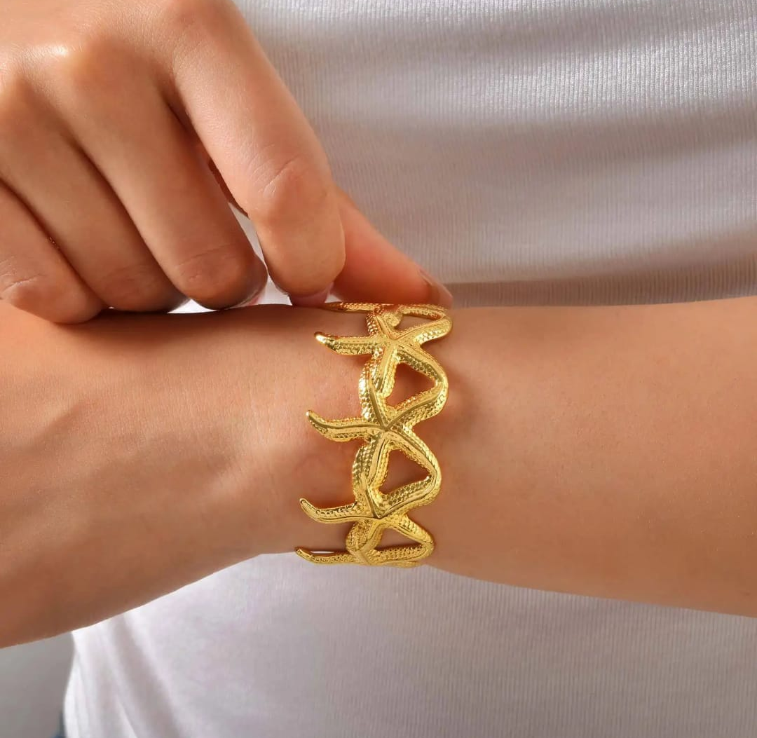 Starfish Link Gold Cuff Bracelet