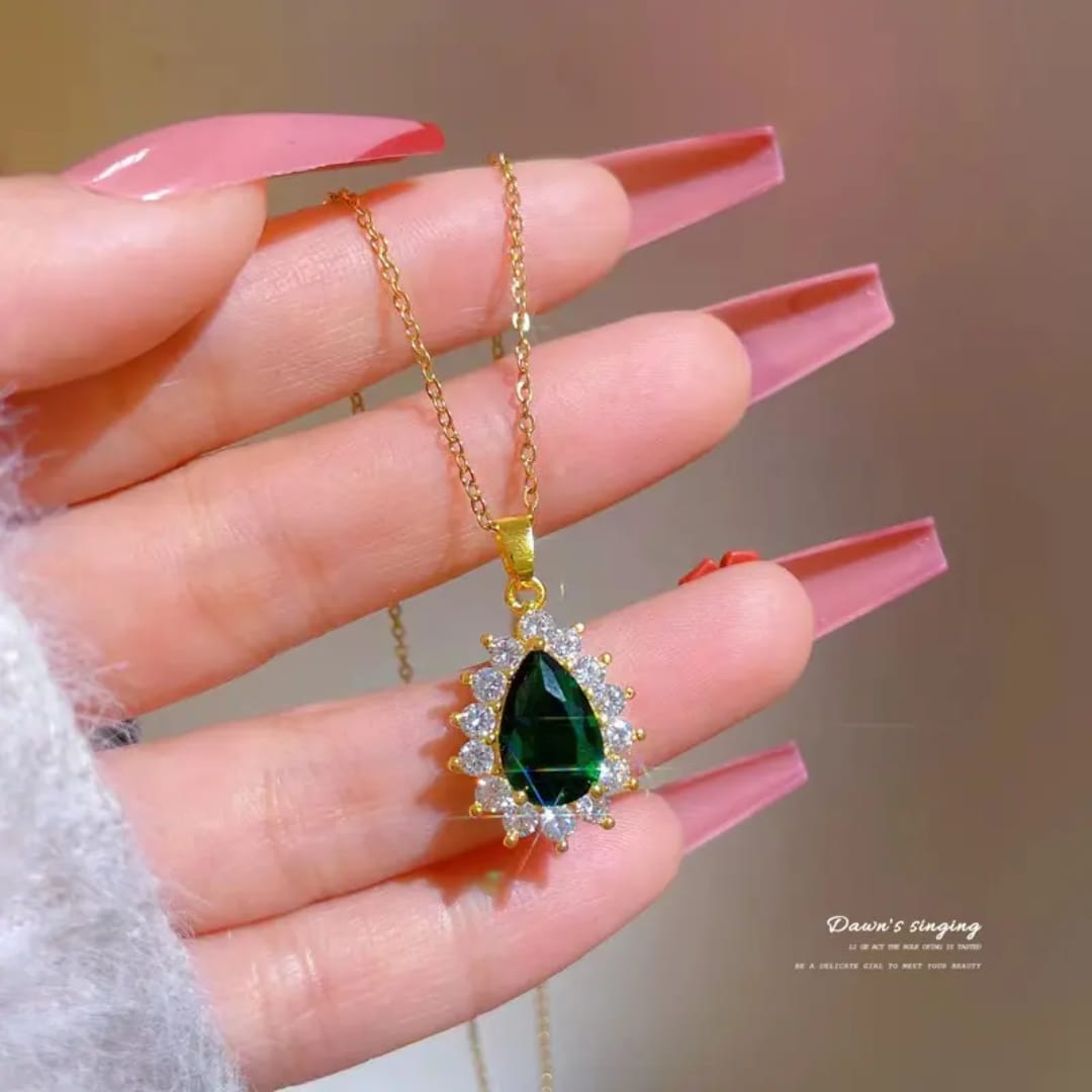 Emerald Green Teardrop Pendant Necklace