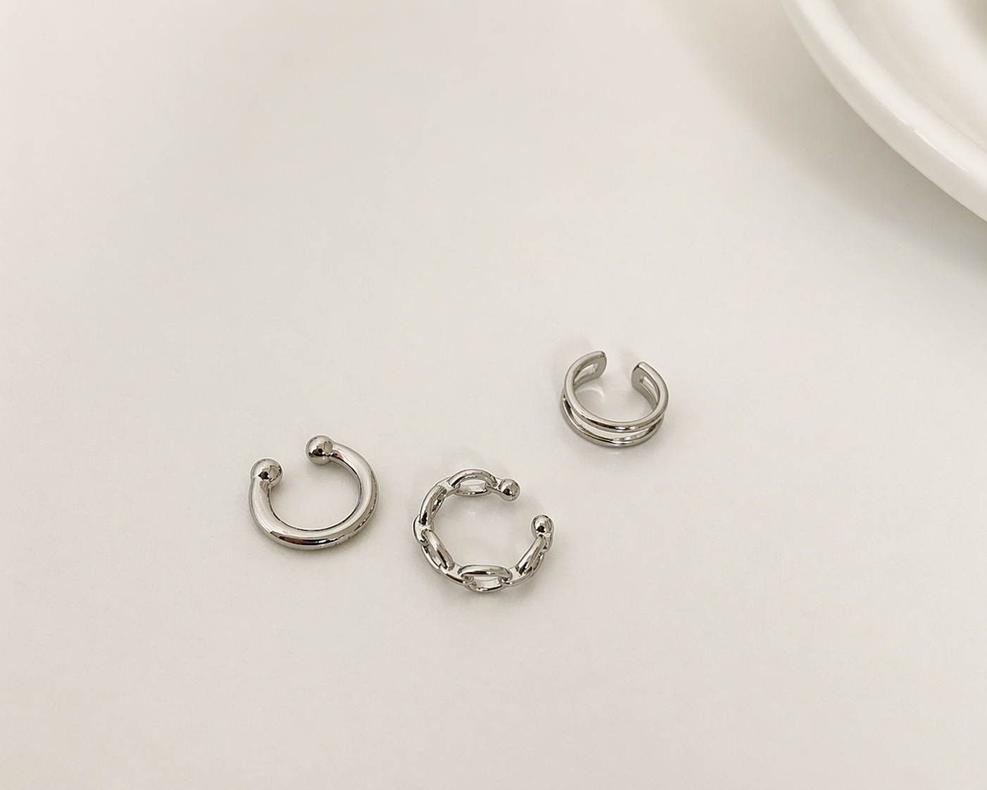 Minimal Silver Ear Cuff Set – Effortless Everyday Style