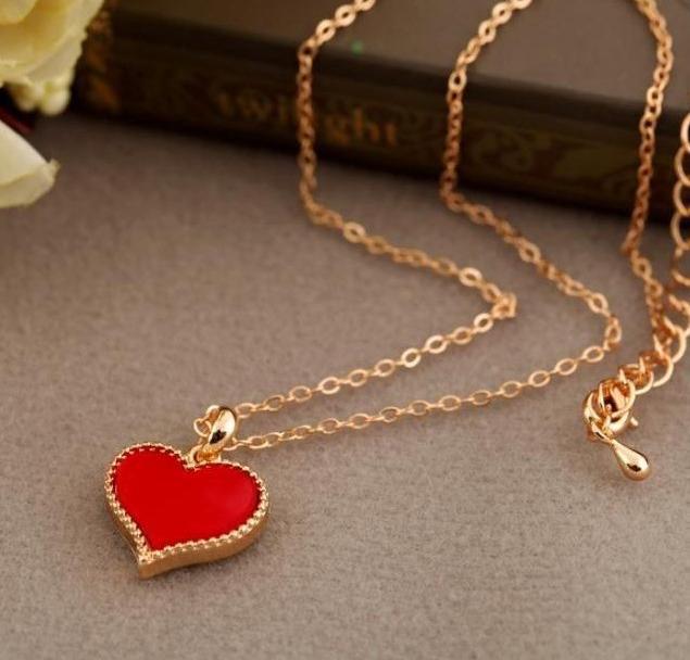 Elegant Heart Pendant Necklace