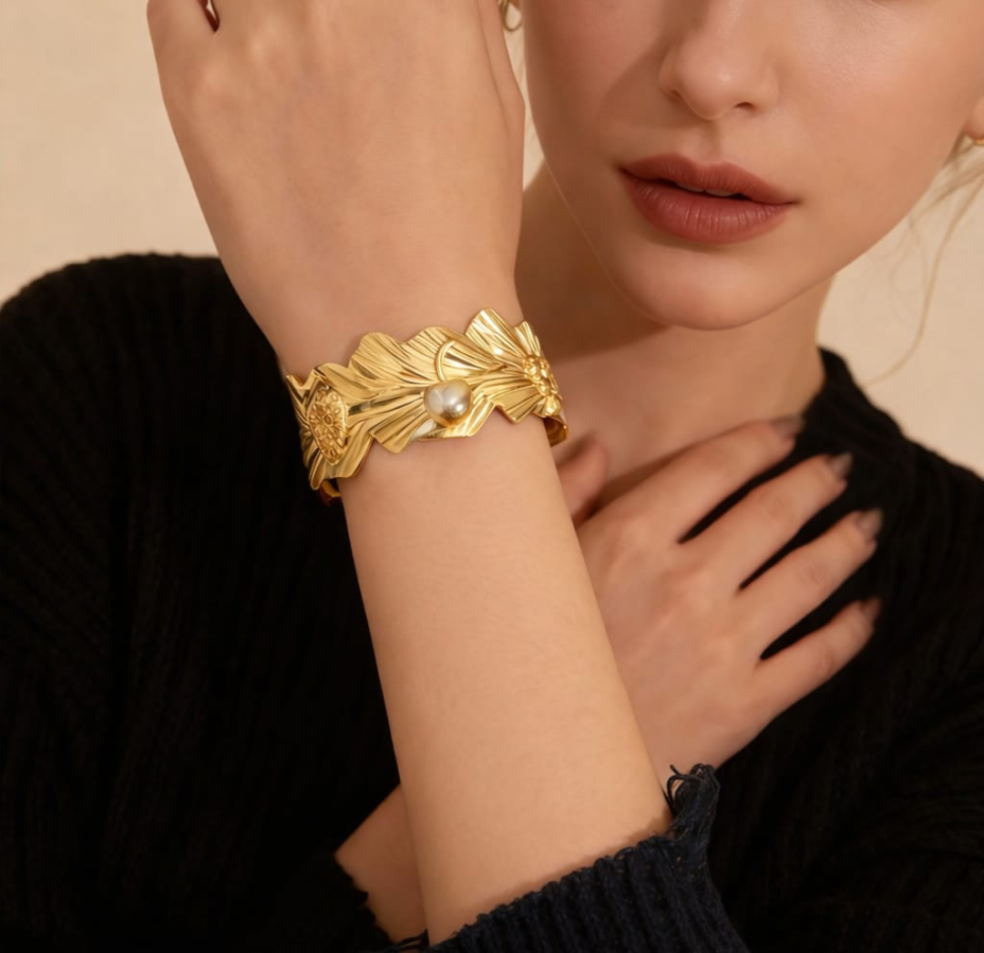 🌼 Floral Embossed Gold Cuff Bracelet