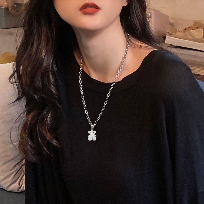 Cute teddy pendant necklace for women