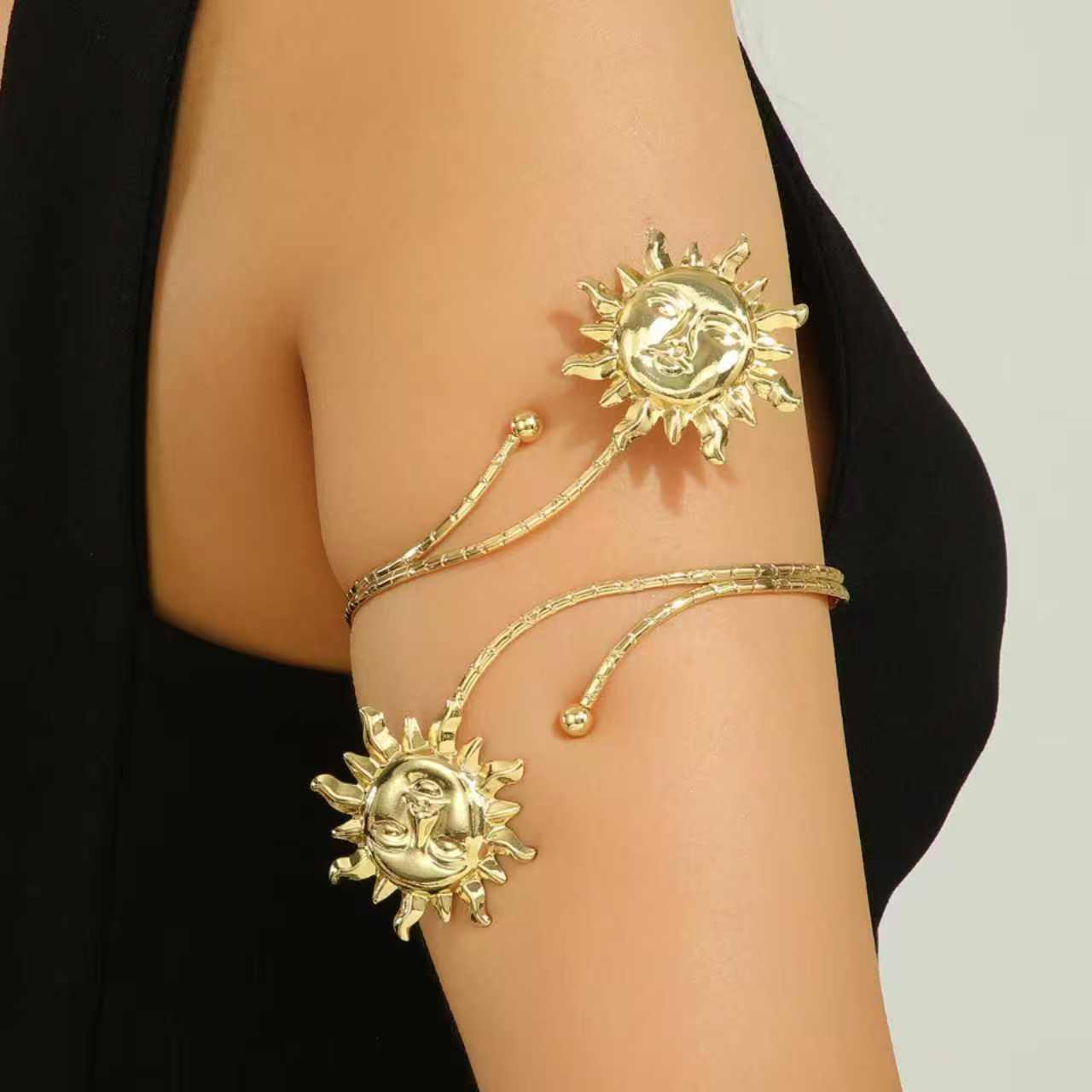 Celestial Sun Armlet – Golden Statement Upper Arm Cuff