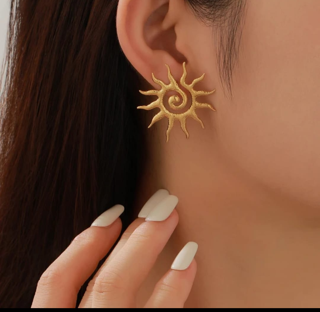 Gold Sunburst Statement Studd Earring
