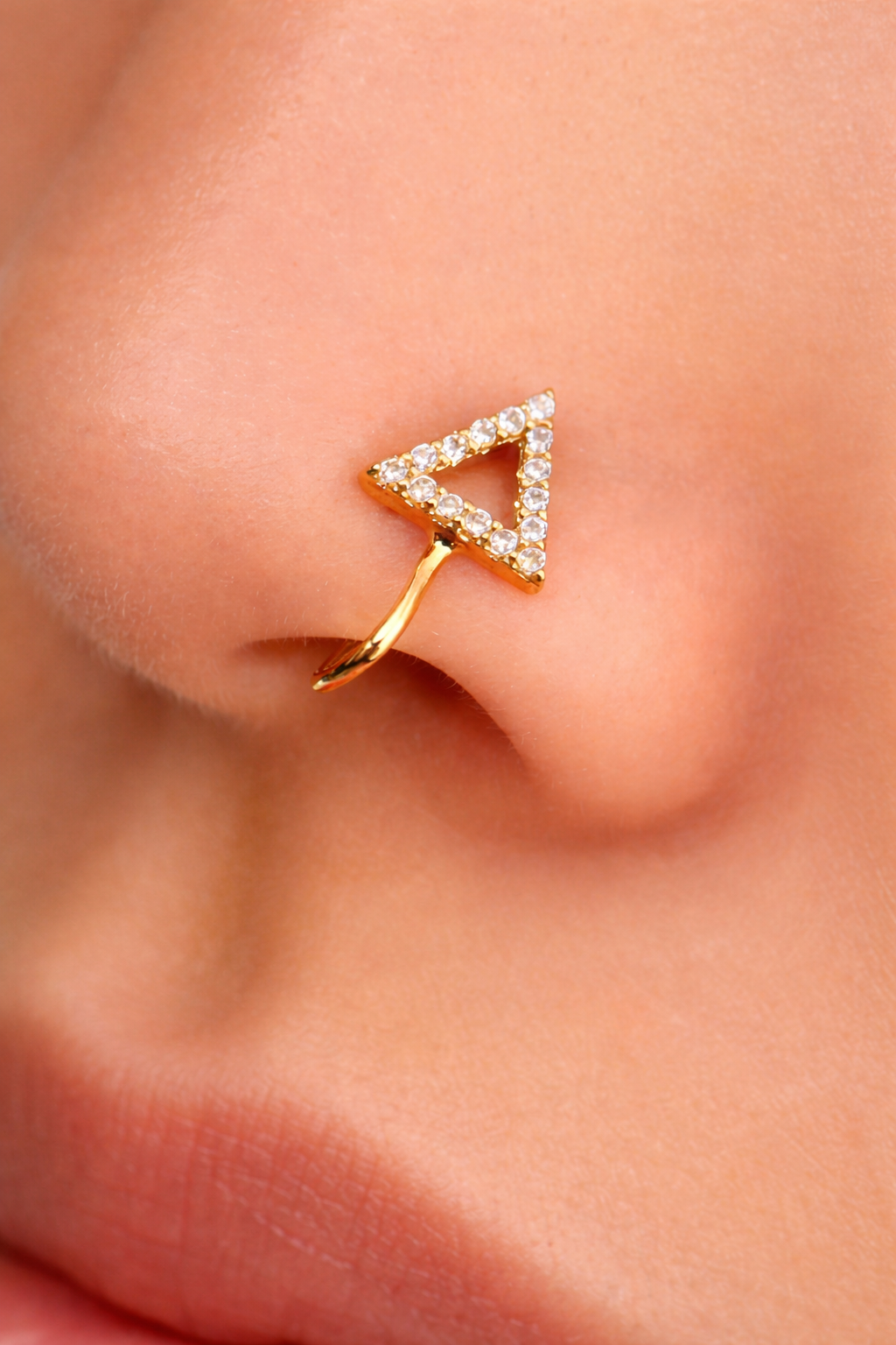 Triangle shape nose pin