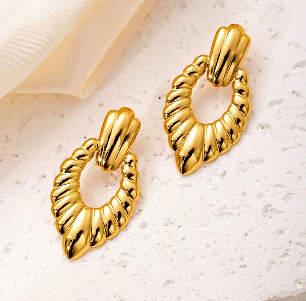 Twisted Gold Loop Drop Earrings – Bold Vintage Glam