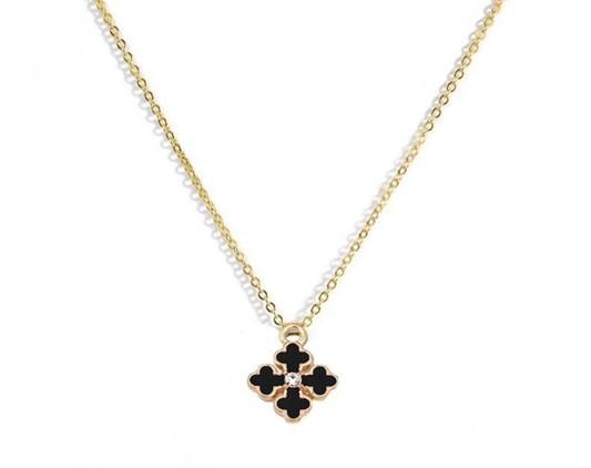Chic Clover Charm Pendant Necklace