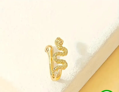 Minimal Snake Design Nose Pin (Gold Plated)
