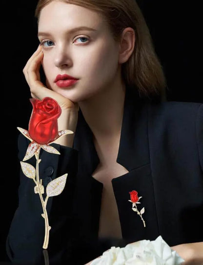 Red Rose Floral Brooch – Elegant Women’s Brooch