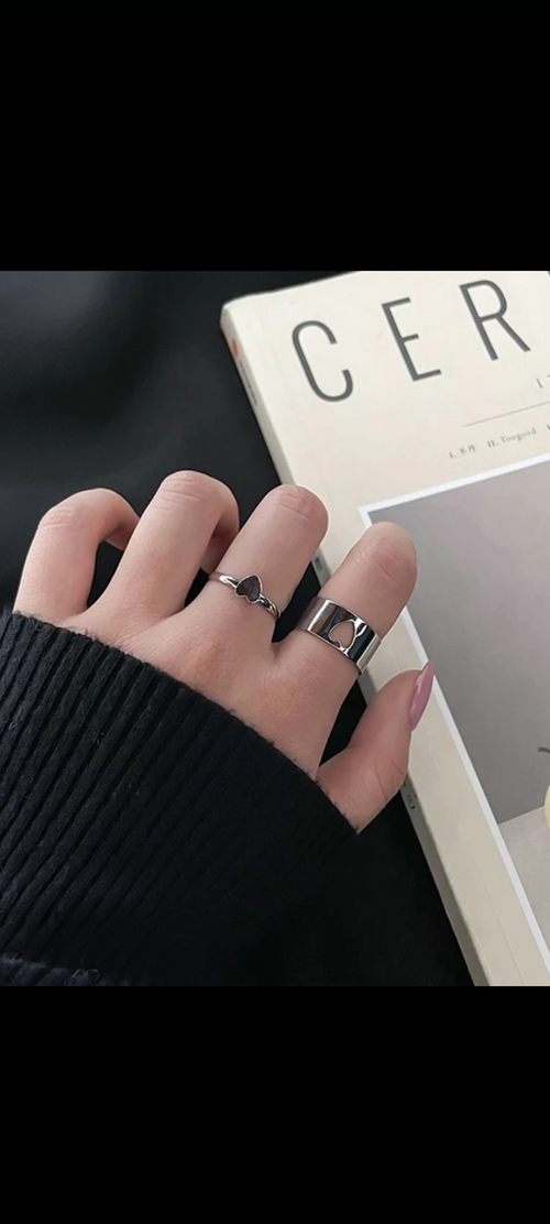 Minimal Heart Couple Ring Set