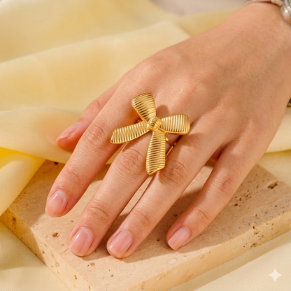 ✨ Golden Petal bow shaped Statement Ring