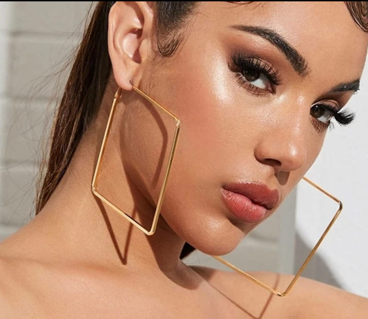 Geometric Gold Square Hoop Earrings – Bold Minimalist Style