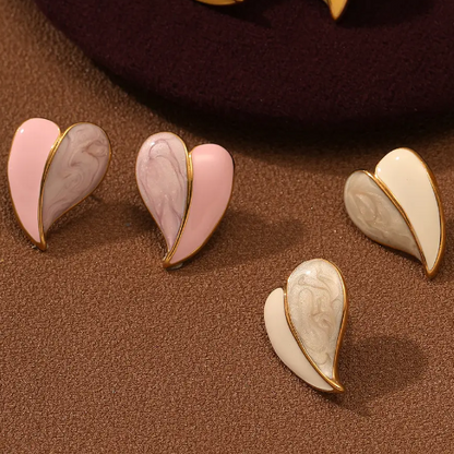 Elegant Heart-Shaped Pearl Enamel Stud Earrings – Gold Tone