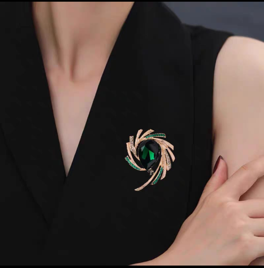 Elegant Swirl Pearl Crystal Brooch