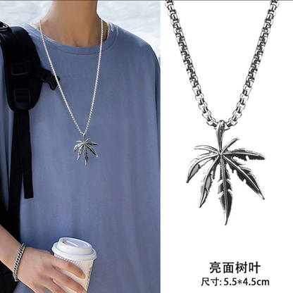 Urban Leaf Pendant Chain Necklace