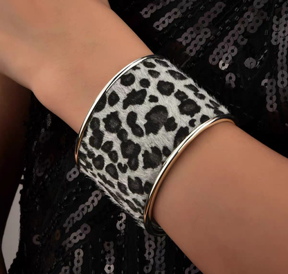 🐆 Leopard Print Statement Cuff Bracelet