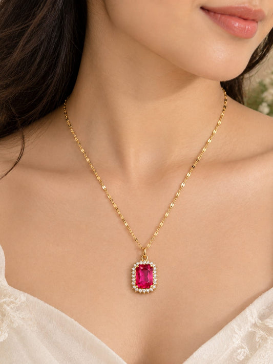 Elegant Pink Stone Pendant Necklace