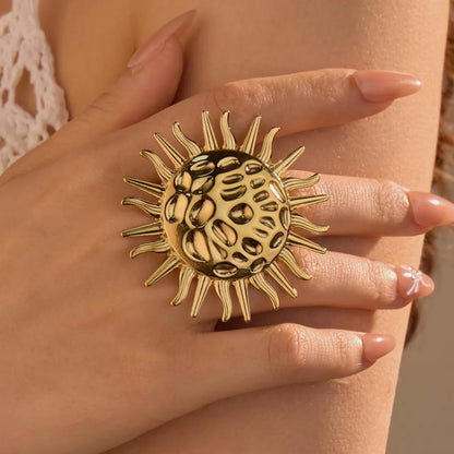 Sunburst Statement Finger Ring – Gold Finish