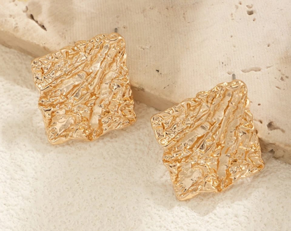 Molten Gold Textured Square Stud Earrings – Artistic Luxe