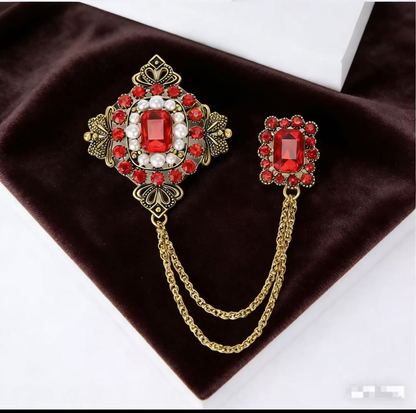 Royal Heritage Double Chain Brooch