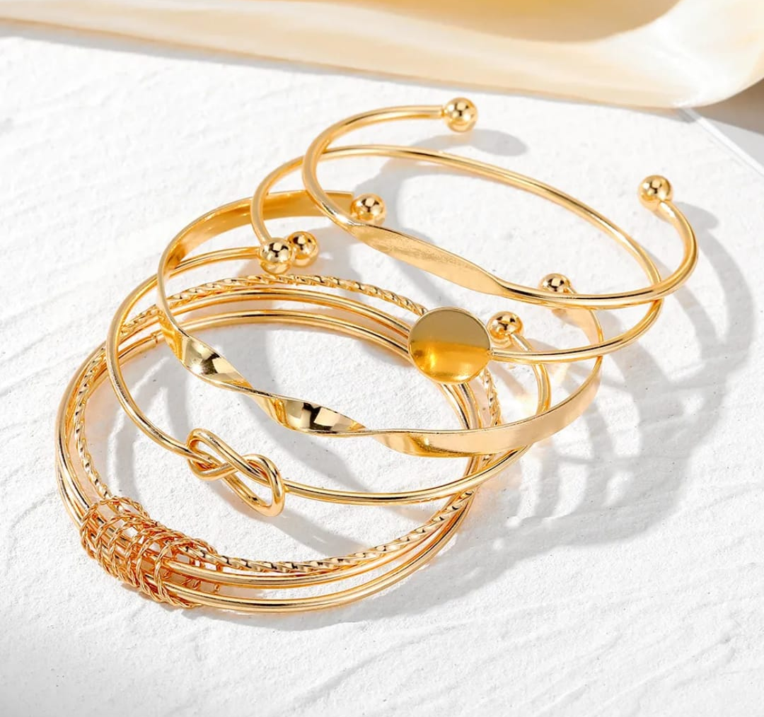Gold Minimalist Cuff Bracelet Set
