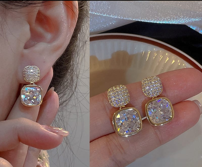 Radiant Crystal Drop Earrings – Timeless Sparkle Luxe