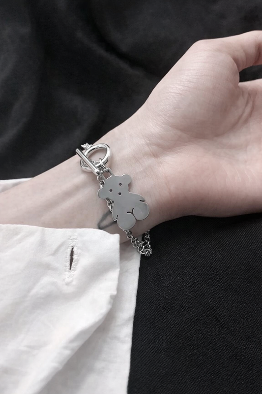 🧸 Cute Teddy Charm Bracelet (Silver Finish)