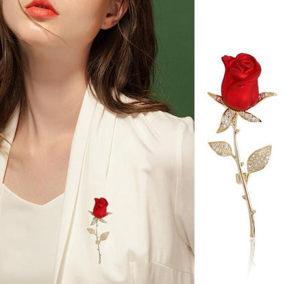 Red Rose Floral Brooch – Elegant Women’s Brooch