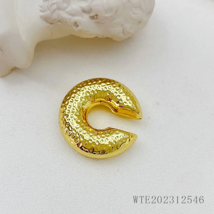 Gold-Tone Textured C-Shaped Hoop Earrings – Minimalist Statement Earrings