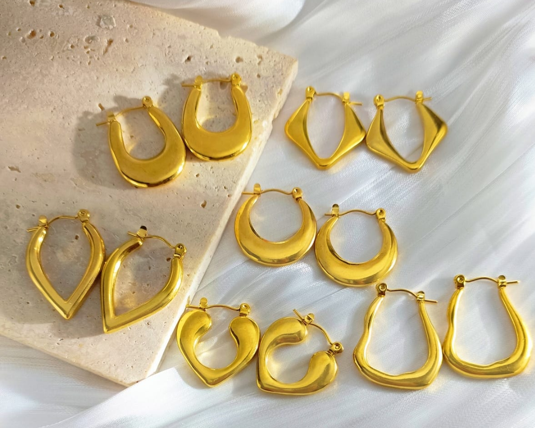 Gold Hoop Earring  – Sculpted Modern Collection