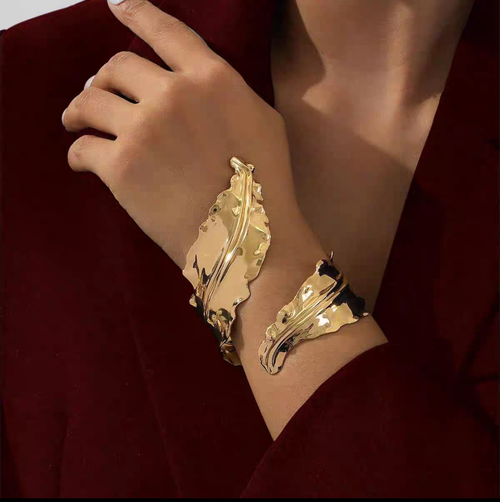 Organic Leaf-Inspired Gold Cuff Bracelet