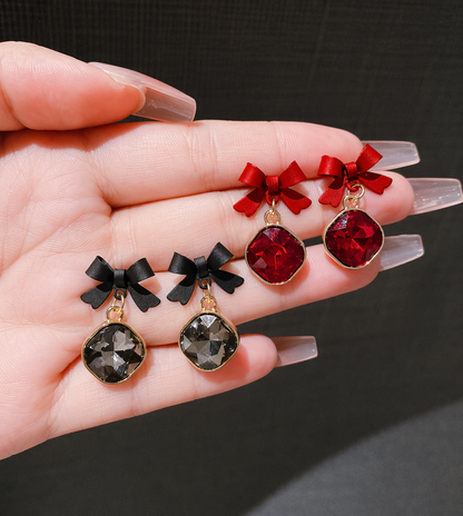 🎀 Bow Crystal Drop Earrings