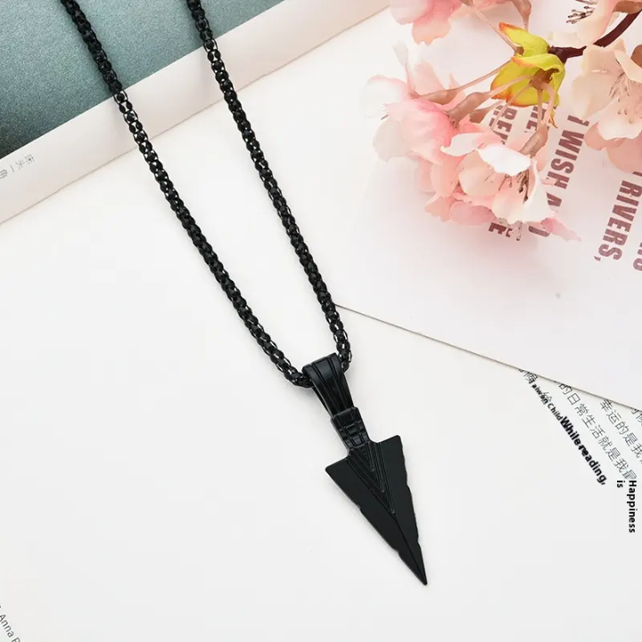 Arrowhead Pendant Necklace for Men – Geometric Statement Chain