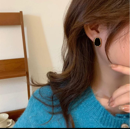 Minimalist Black Oval Gold Trim Stud Earrings