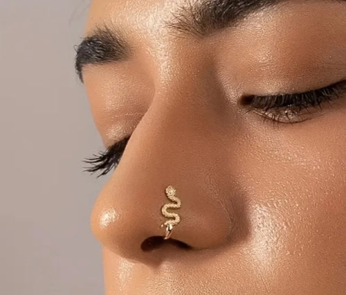 Minimal Snake Design Nose Pin (Gold Plated)