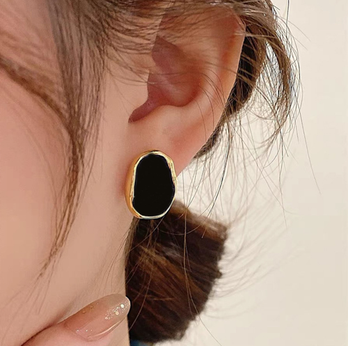 Minimalist Black Oval Gold Trim Stud Earrings