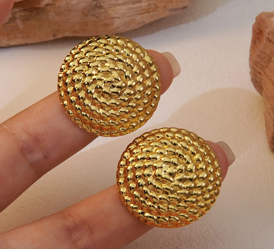 Textured Gold Disc Stud Earrings – Bold Classic Shine