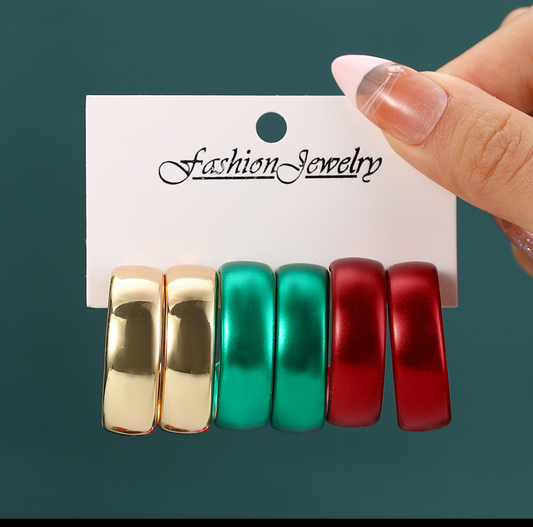 Chunky Glossy Hoop Earrings – Bold Everyday Classics