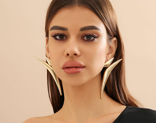 Aurora Sculpted Arc Statement Earrings – Bold Modern Elegance
