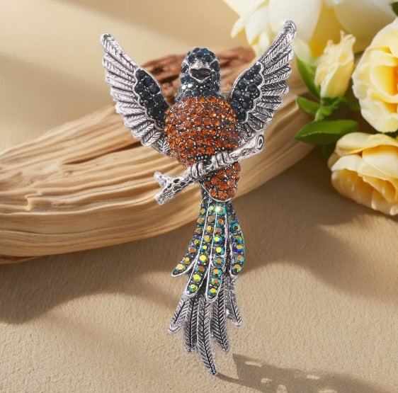 Crystal Bird Brooch – Elegant Vintage Statement Pin