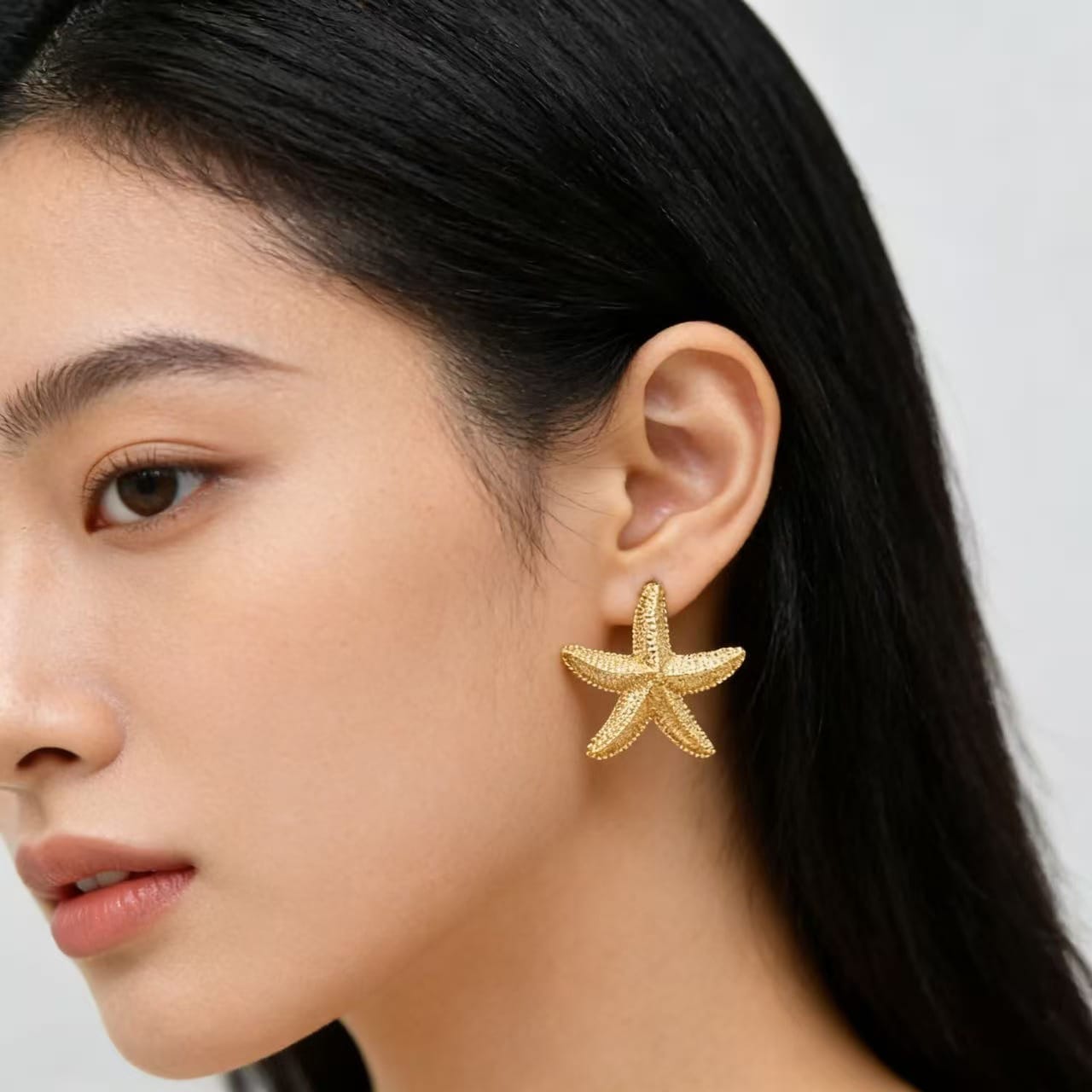 ✨ Gold Starfish Statement Earrings