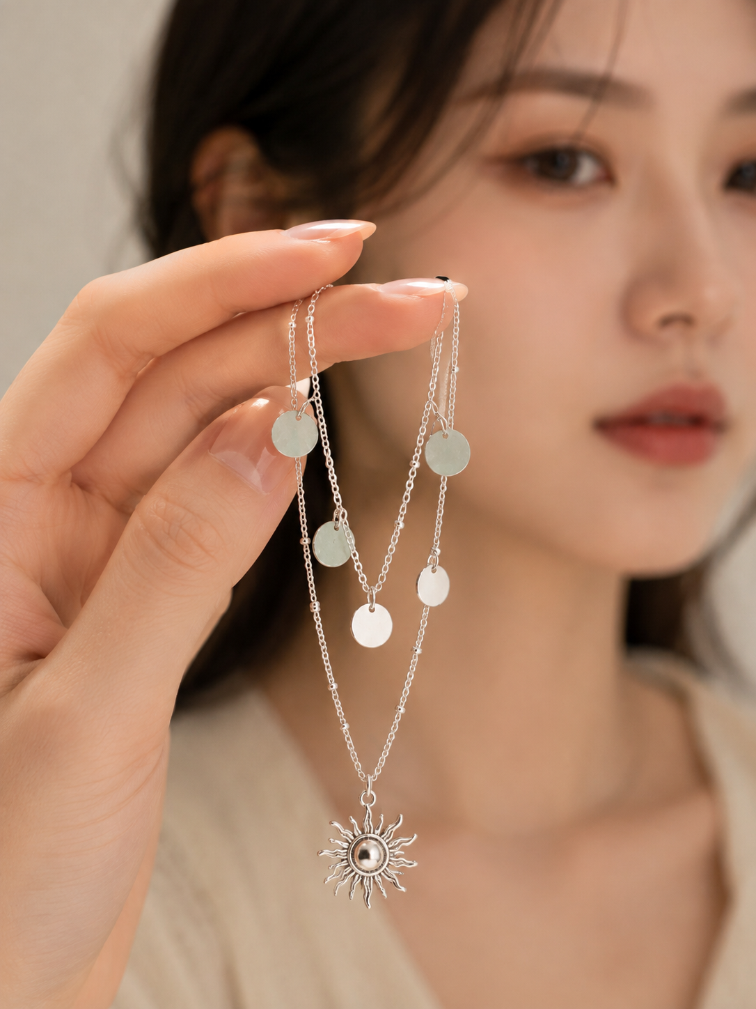 Silver Sun Pendant Layered Necklace – Minimalist Disc Charm Statement Necklace