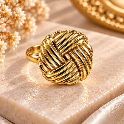 Golden Knot Statement Ring – Elegant Twisted Rope Design Ring for Women