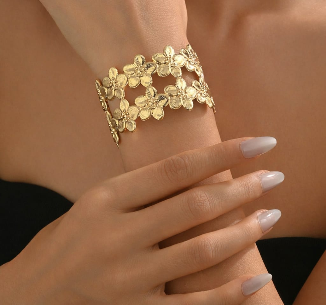 🌸 Floral Gold Open Cuff Bracelet