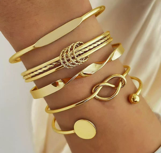 Gold Minimalist Cuff Bracelet Set