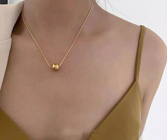 Minimalist Gold Bead Pendant Necklace