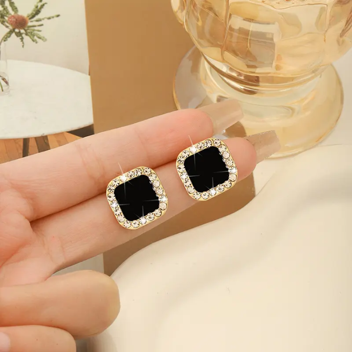 Black Square Crystal Stud Earrings – Elegant Rhinestone Border Earrings for Women