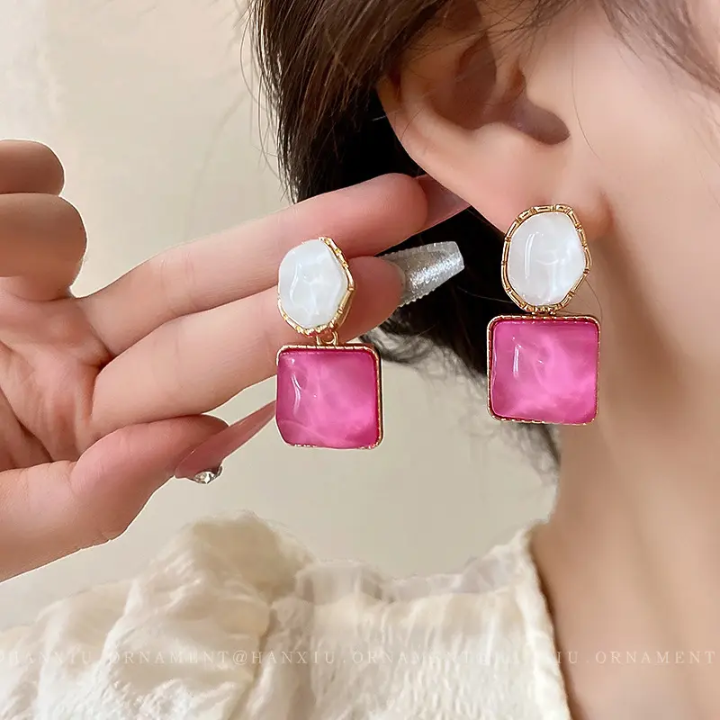 Pink & White Statement Drop Earrings – Elegant Geometric Fashion Earrings