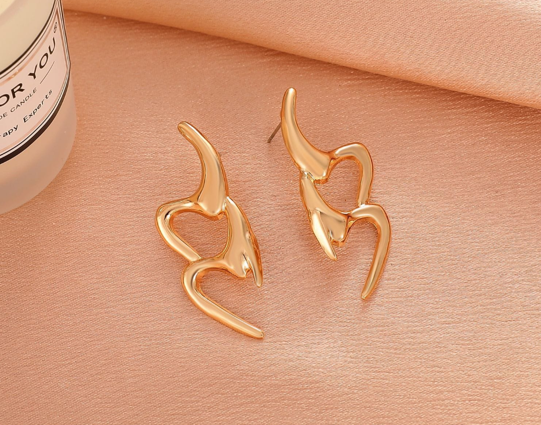 Dual Heart Sculpt Earrings