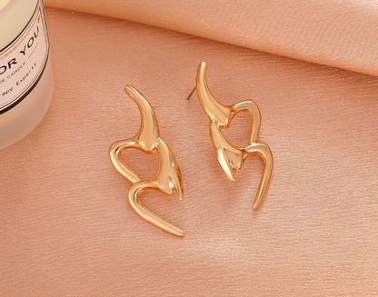Dual Heart Sculpt Earrings